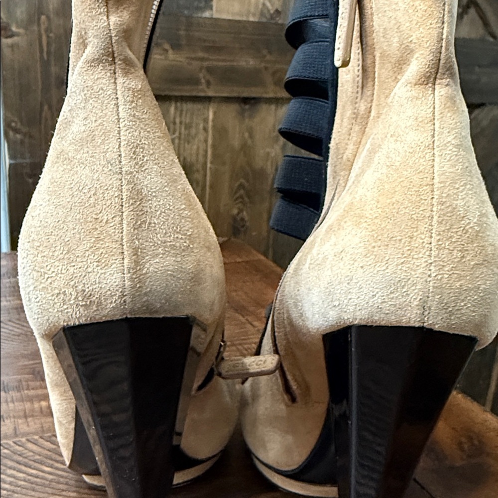 GUCCI Olimpia Ladder Strap Peep Toe Booties - Picture 13 of 16